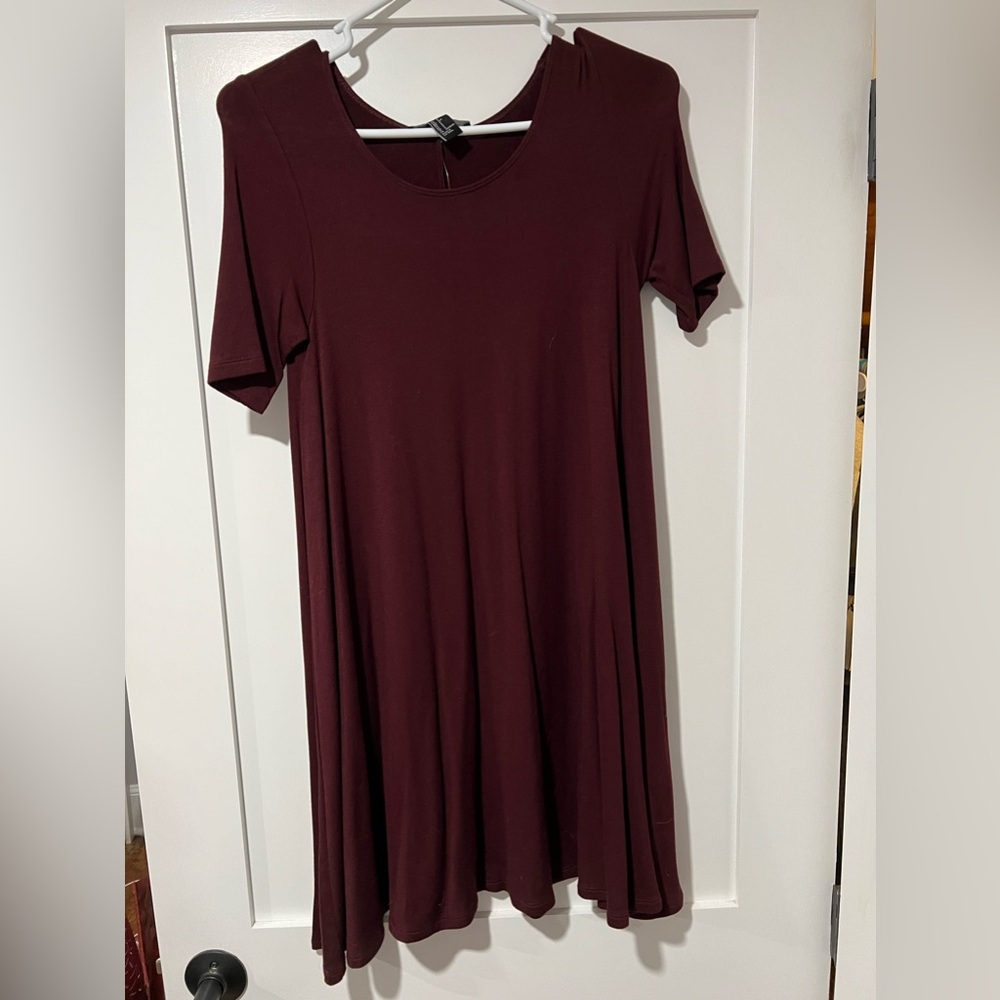 maroon t shirt dress